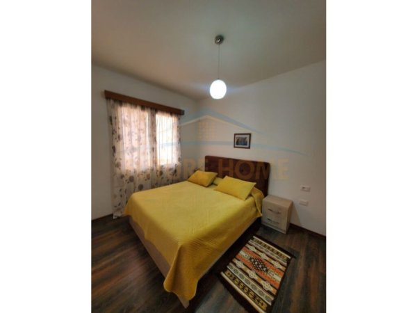 Tirane, shitet apartament 2+1+Ballkon Kati 2, 100 m² 135.000 € (Fresk)