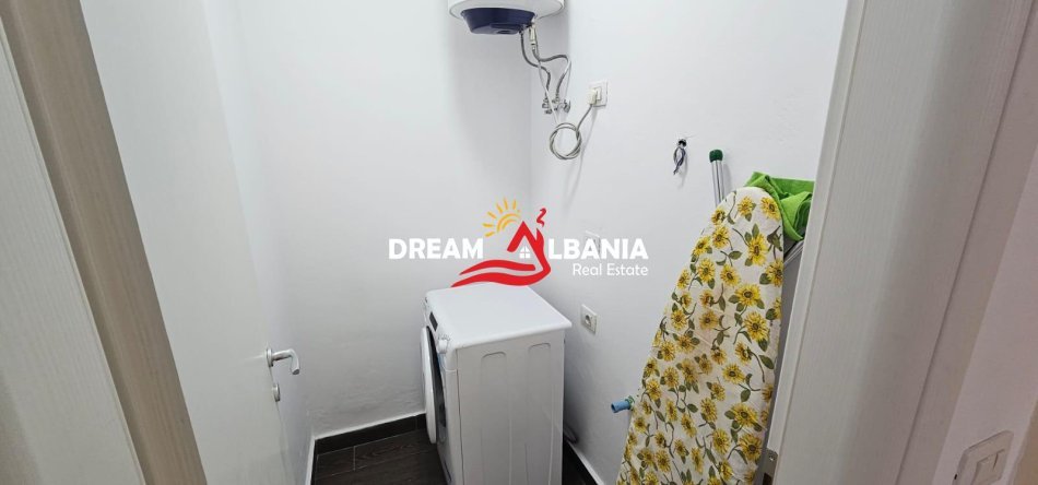 Tirane, jepet me qera apartament 1+1 , 85 m² 550 € 