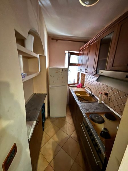 Tirane,  Jepet me Qera Super Apartament 1+1 i mobiluar ne Myslym Shyr,  Kati 1, 40 m² 350 € (Myslym Shyr)