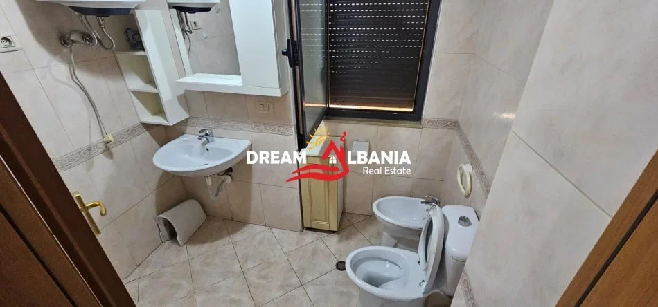 Tirane, shitet apartament 1+1 , 47 m² 150.000 €