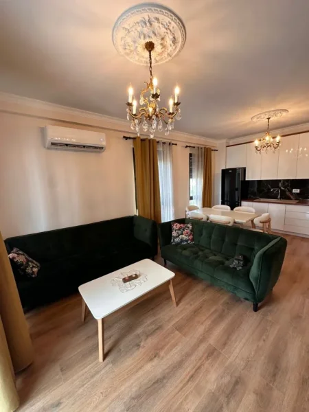 Tirane, jepet me qera apartament 2+1 Kati 3, 109 m² 850 € (Rruga Xhanfize Keko)