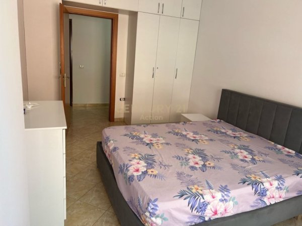 Tirane, jepet me qera apartament 2+1 Kati 4, 107 m² 420 € (Astir)