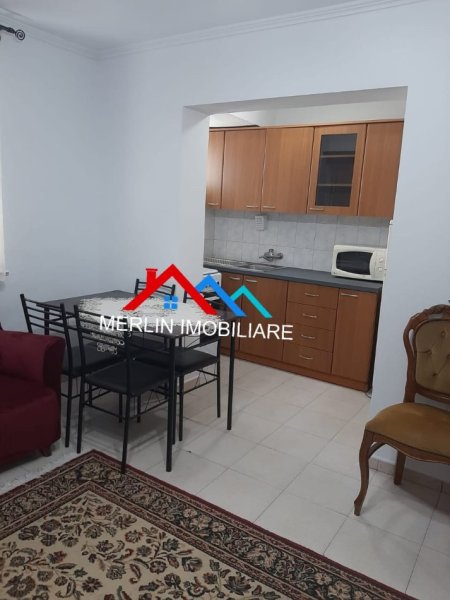 Tirane, jepet me qera apartament 2+1+Ballkon Kati 3, 75 m² 600 € (RRUGA BARRIKADA 8)