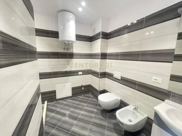 Tirane, shes apartament+verande | Penthouse 2+1 Kati 9, 112 m² 150.000 € (astir)