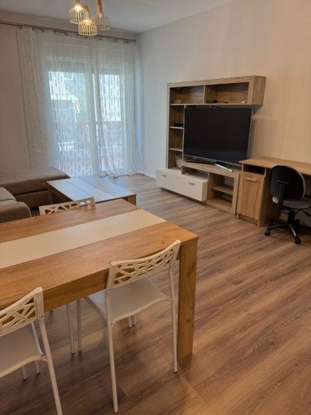 Tirane, jepet me qera apartament 2+1 Kati 4, 120 m² 800 € (Kompleksi Kolombo)