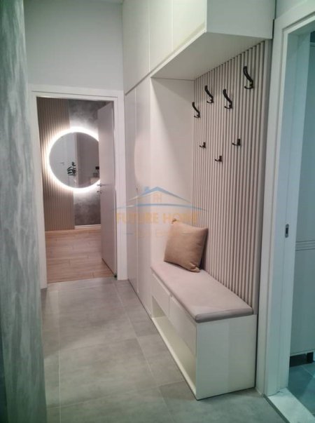Tirane, jepet me qera apartament+verande | Penthouse 3+1 Kati 7, 135 m² 600 € (Fresk)