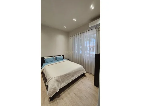 Tirane, shes apartament 3+1 Kati 2, 135 m² 320.000 € (liqeni i thate)