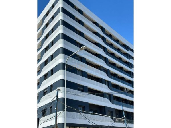 Tirane, shitet apartament 2+1 Kati 4, 111 m² 197.000 € 