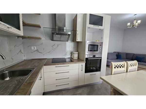 Durres, shes apartament 2+1+Ballkon , 92 m² 225.000 € (gjiri i lalezit)