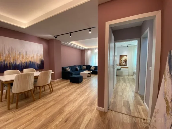 Tirane, jepet me qera apartament 1+1 Kati 6, 90 m² 600 € (Siri Kodra)