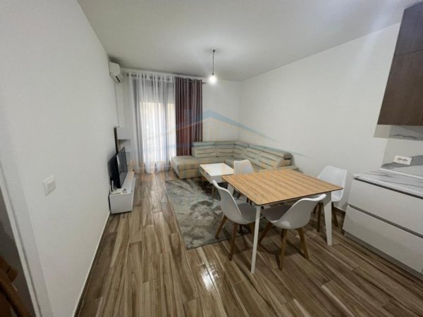 Tirane, shitet apartament 1+1 Kati 7, 54 m² 125.000 € 