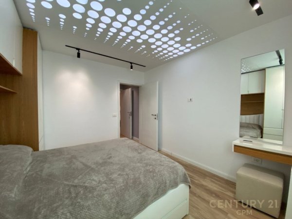 Tirane, jepet me qera apartament 1+1 Kati 6, 81 m² 650 € (Rruga Siri Kodra)