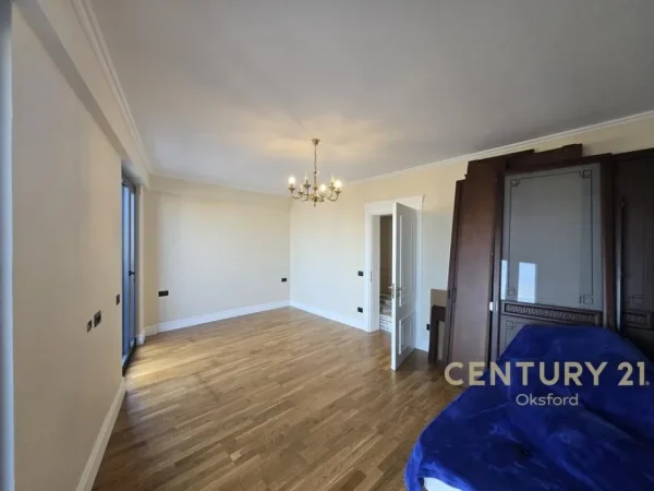 Tirane, shes apartament+verande | Penthouse 1+1+Ballkon Kati 7, 90 m² 266.000 € (rruga e dibres)