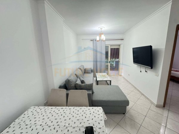 Tirane, jepet me qera apartament 2+1 Kati 2, 92 m² 500 € (Unaza e Re)