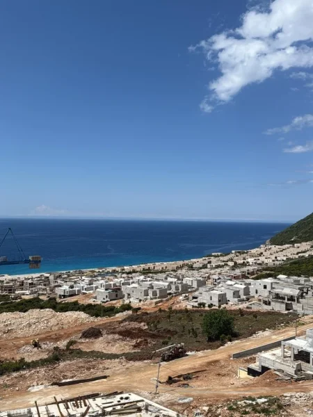 Dhermi - Palase, shitet apartament , 