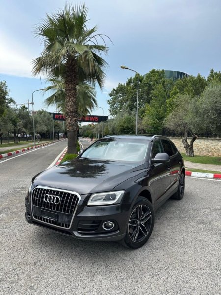 Tirane, shes SUV | Xhip AUDI Q5 FULL OPTION PANORAMA 3.0 Nafte, gri e erret automatik Klima