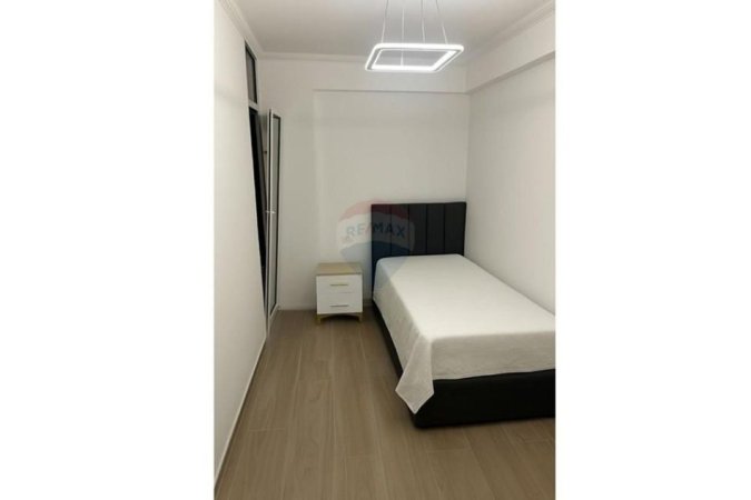 Tirane, jepet me qera apartament 2+1 Kati 6, 85 m² 600 € (Rruga Ndre Mjeda)