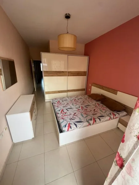Tirane, jepet me qera apartament 2+1+Ballkon Kati 7, 110 m² 45.000 ALL (Palestra unique, pas spitalit amerikan 3)