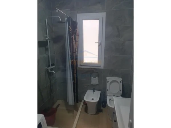 Qera, Apartament 2+1, Ish Parku i Autobuzave, Tirane.