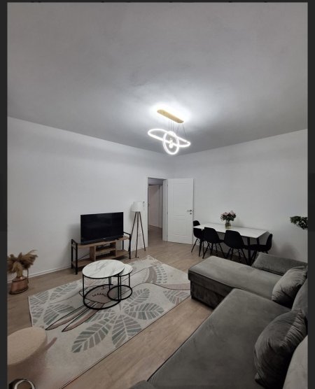 Tirane, jepet me qera apartament 1+1 Kati 1, 60 m² 500 € 
