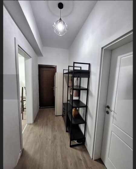 Tirane, jepet me qera apartament 1+1 Kati 1, 60 m² 500 € 