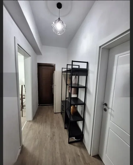 Tirane, jepet me qera apartament 1+1 Kati 1, 60 m² 500 € 