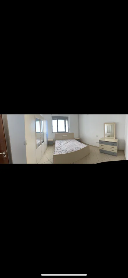 Fier, jepet me qera apartament 2+1+Ballkon Kati 2, 200 € (Kryqezimi semanit, lagja Apollonia)