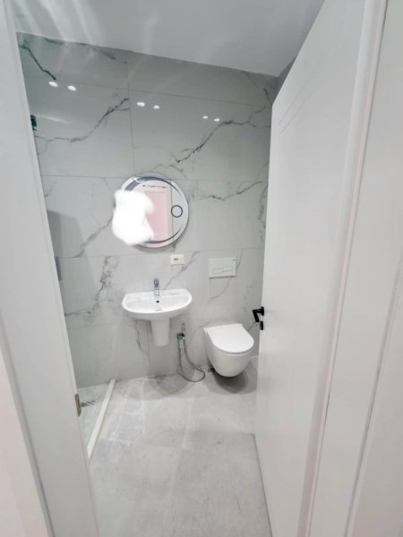 Tirane, shitet apartament 2+1+Aneks+Ballkon Kati 6, 90 m² 225.000 € (Komuna Parisit)