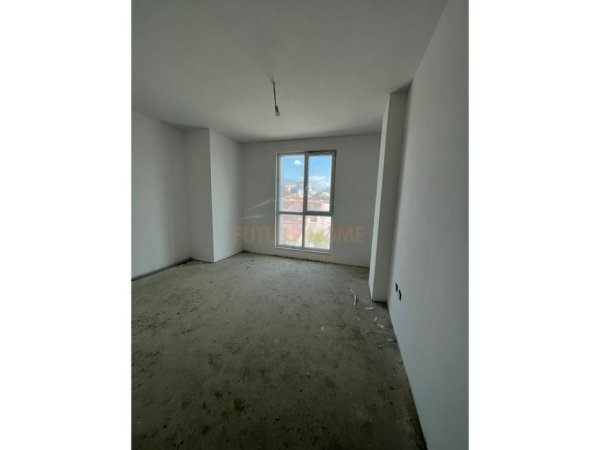 Tirane, shitet apartament 2+1 Kati 1, 116 m² 186.000 € (Rruga Besa)