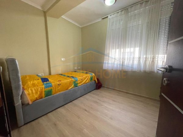 Tirane, jepet me qera apartament 2+1 Kati 4, 66 m² 600 € (Stadiumi Dinamo)