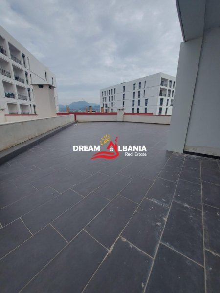 Tirane, jepet me qera apartament 2+1 , 92 m² 800 € 