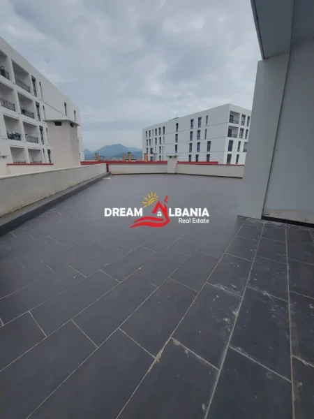 Tirane, jepet me qera apartament 2+1 , 92 m² 800 € 