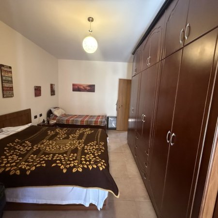 Tirane, shitet apartament 1+1+Ballkon Kati 5, 66 m² 96.000 Lek (Kompleksi Molla)