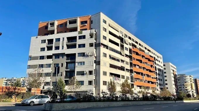 Tirane, shitet apartament 1+1+Ballkon Kati 5, 66 m² 96.000 Lek (Kompleksi Molla)
