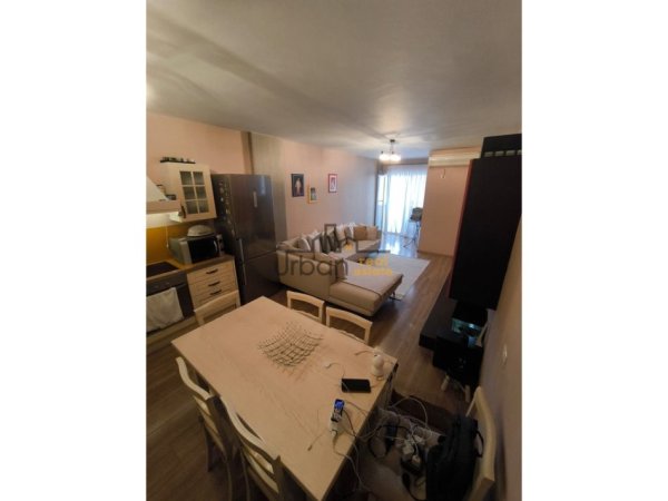 Tirane, shitet apartament 2+1+Ballkon Kati 6, 96 m² 210.000 € (Mbrapa Ambasades Amerikane)