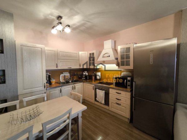 Tirane, shitet apartament 2+1+Ballkon Kati 6, 96 m² 210.000 € (Mbrapa Ambasades Amerikane)