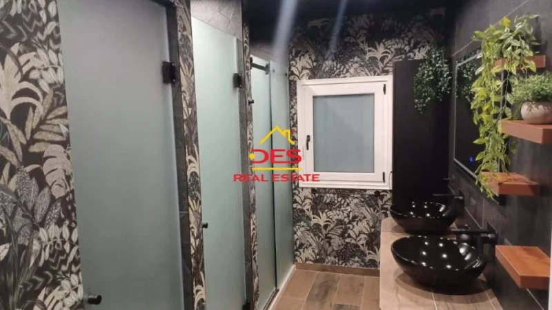 Vlore, shitet apartament+verande | Penthouse 2+1+Ballkon Kati 4, 140 m² 395.000 € (Rruga Dhimitër Konomi)