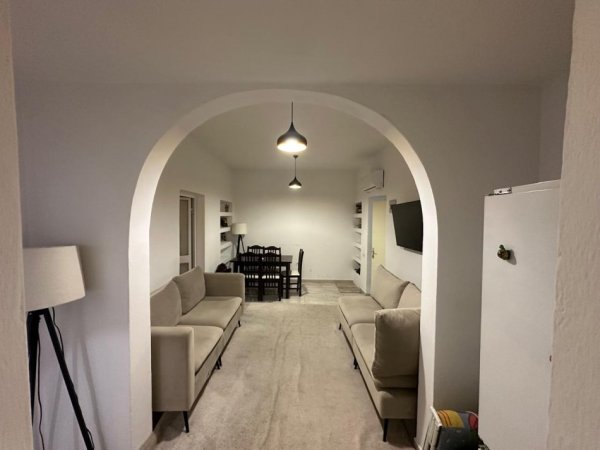 Tirane, jepet me qera apartament 2+1 Kati 2, 90 m² 600 € (Rruga e Elbasanit)