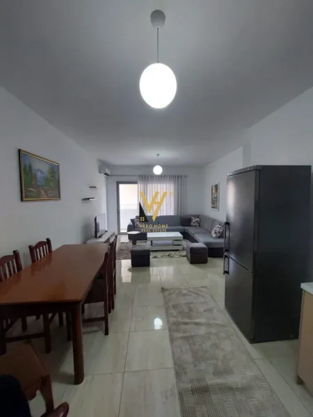 Tirane, jepet me qera apartament 2+1+Ballkon Kati 2, 80 m² 700 € (RRUGA IBRAHIM DERVISHI)