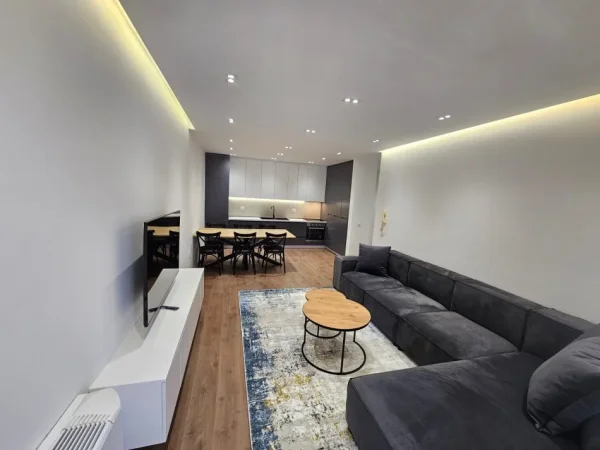 Tirane, jepet me qera apartament 2+1 , 100 m² 1.000 € 