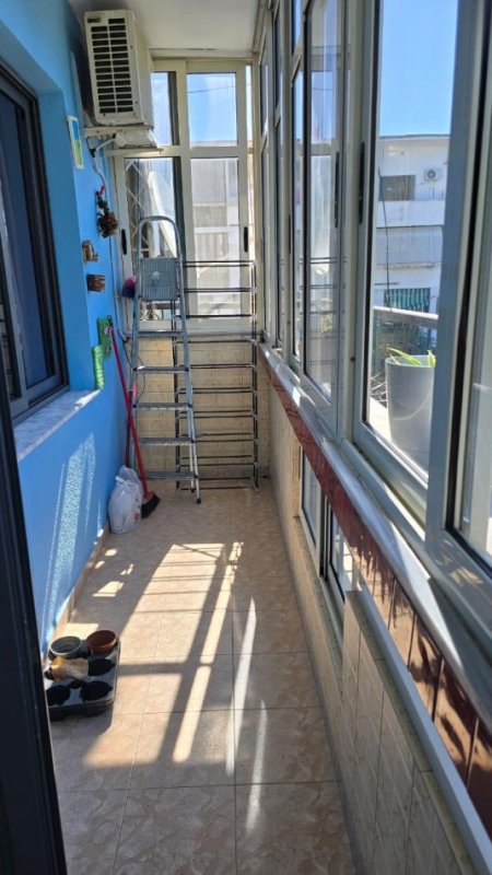 Durres, jepet me qera apartament 1+1+Aneks+Ballkon Kati 3, 56 m² 400 € (L 9 , RR. A GOGA)