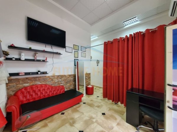 Tirane, shitet ambjent biznesi Kati 0, 39 m² 52.000 € 