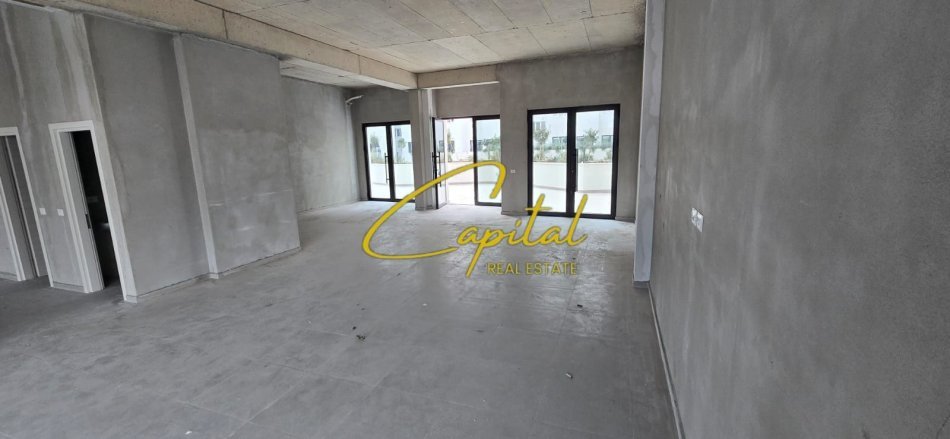 Tirane, jepet me qera ambjent biznesi Kati 0, 127 m² 1.270 € (ASTIR)
