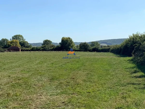 Tirane, shitet truall , 500 m² 50.000 € (TAGAN, PETRELE)