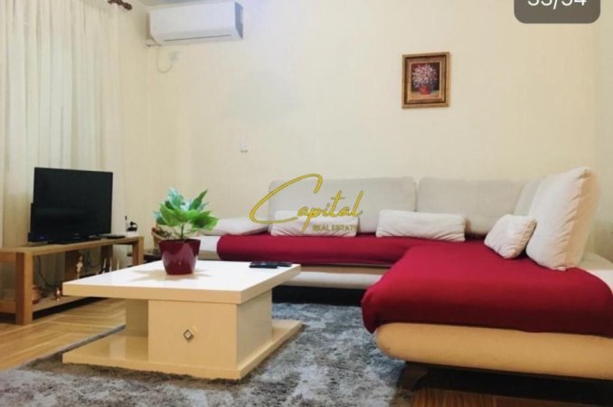 Tirane, jepet me qera apartament 1+1 Kati 3, 55 m² 450 € (SHKOLLA E BASHKUAR)
