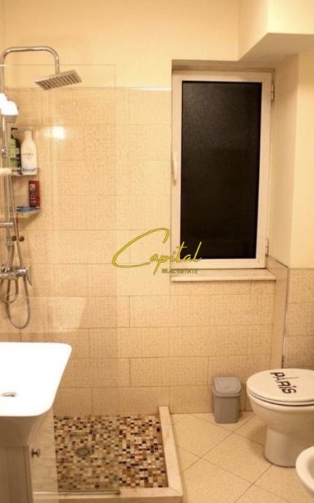 Tirane, jepet me qera apartament 1+1 Kati 3, 55 m² 450 € (SHKOLLA E BASHKUAR)