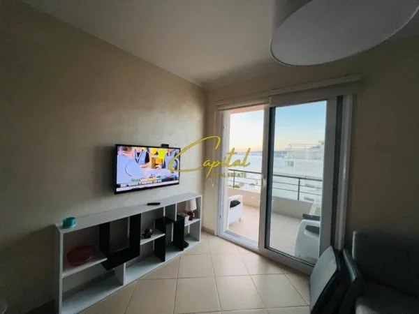 Vlore, shitet apartament 2+1 Kati 8, 100 m² 310.000 € (VLORE)