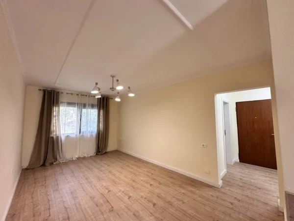 Tirane, shitet apartament 1+1 Kati 2, 51 m² 93.000 € 
