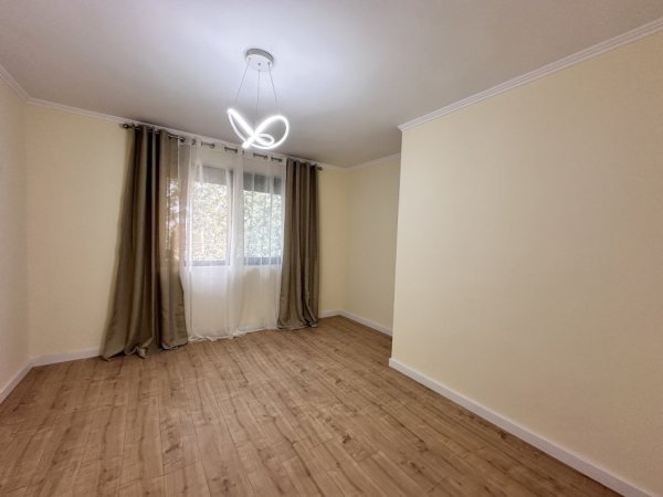 Tirane, shitet apartament 1+1 Kati 2, 51 m² 93.000 € 