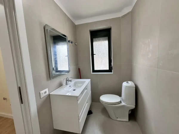 Tirane, shitet apartament 1+1 Kati 2, 51 m² 93.000 € 